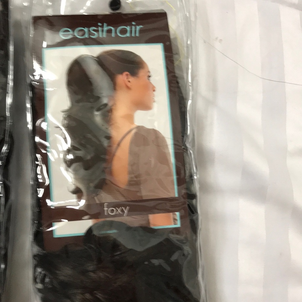 Easihair Synthetic Ponytail. FOXY color 6